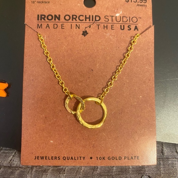 10K Gold Plated Necklace NWT - Picture 2 of 2